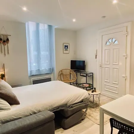 *villa Adelaide* Cocotier Vichy